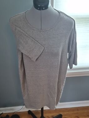 LuLaRoe Light Heather Gray Irma